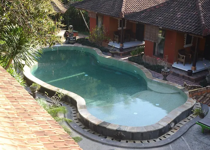Padangbai Beach Homestay *